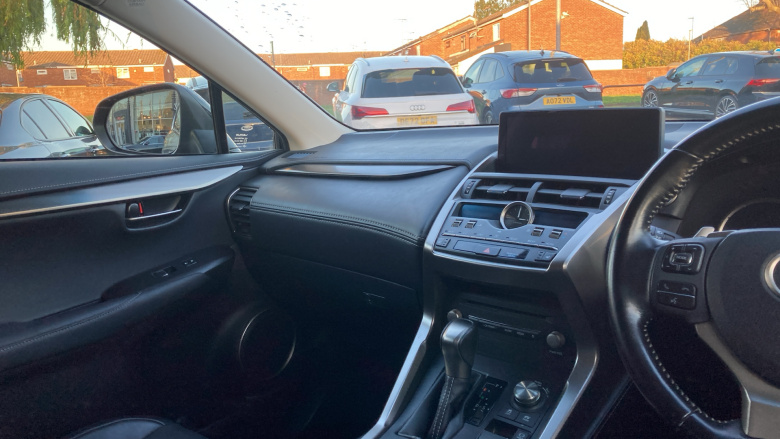 Lexus NX 300h 2.5 Luxury 5dr CVT [Premium Nav] Hybrid Estate